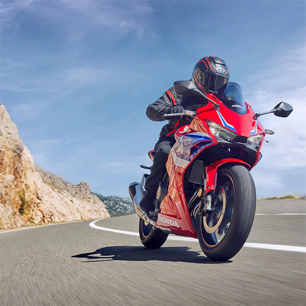 Honda CBR500R Racing DNA Inside | Honda Sports Motorcycle | Honda of Dorset | Honda Motorcycle Dealer Blandford