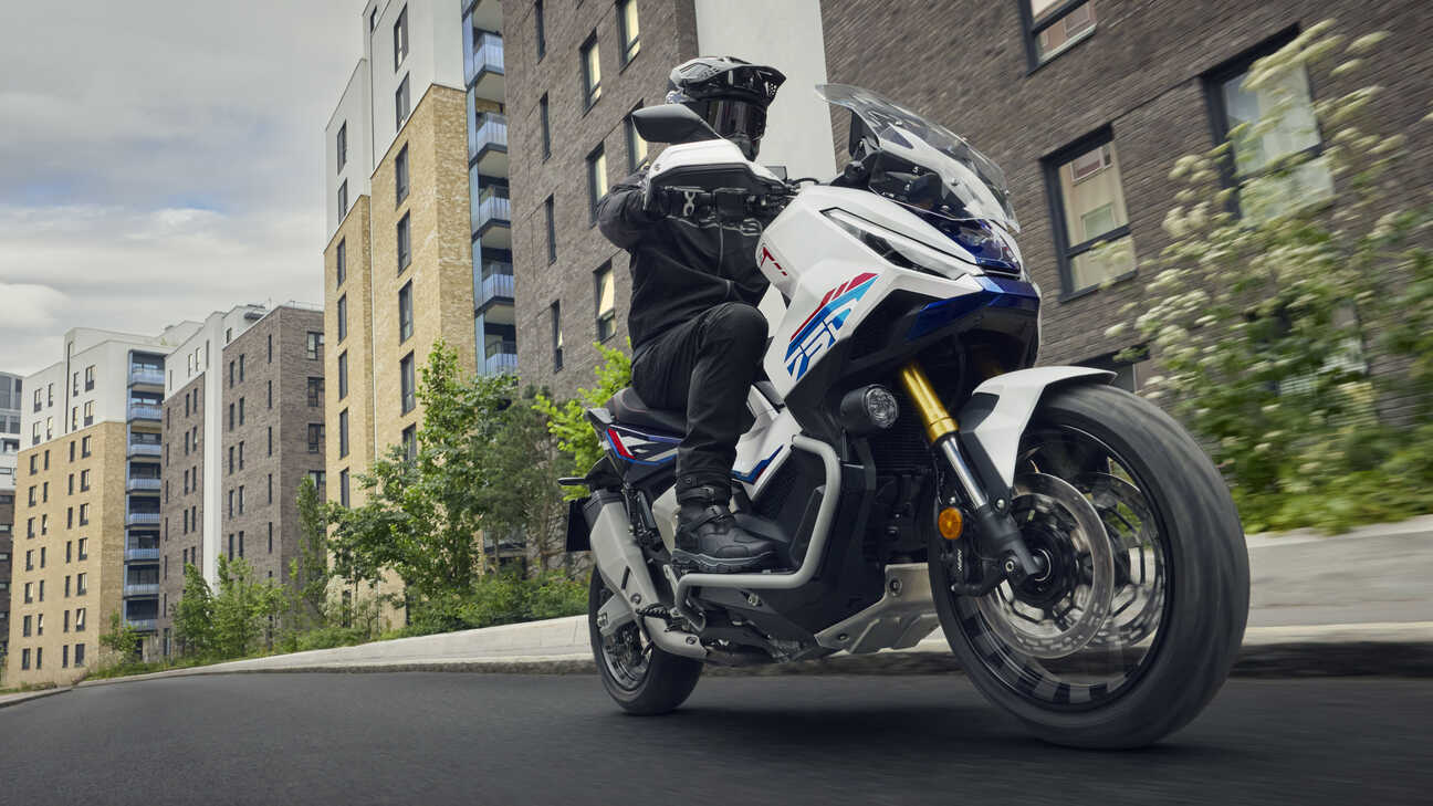 Special_Edition_ADV750__Honda_Motorcycles