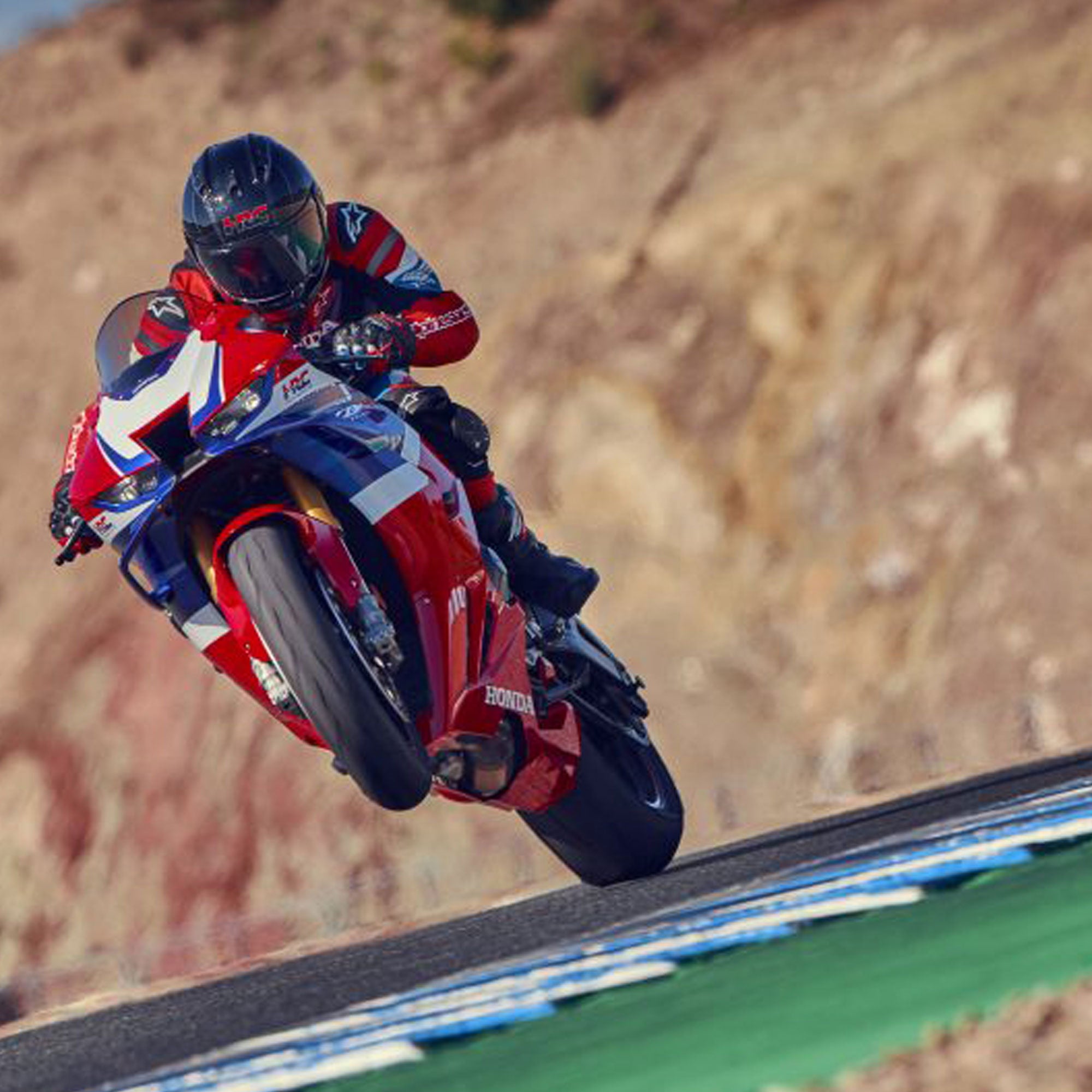 Super Sport Bikes from Honda of Bournemouth | New Honda Bikes | CBR1000RR-R Fireblade SP
