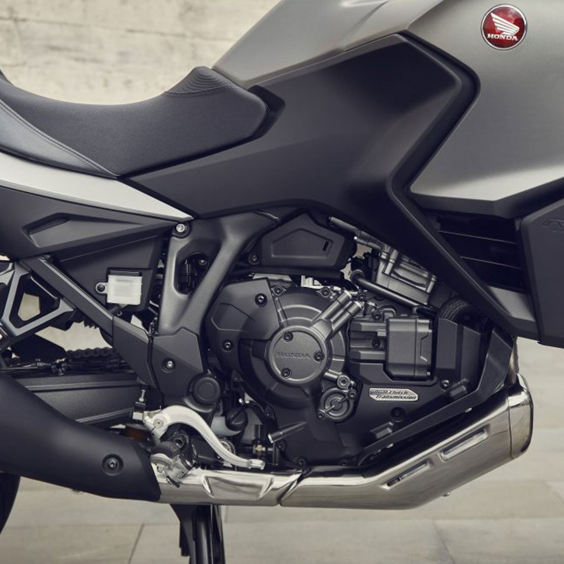 NT1100 - Comfort Pillion Pegs