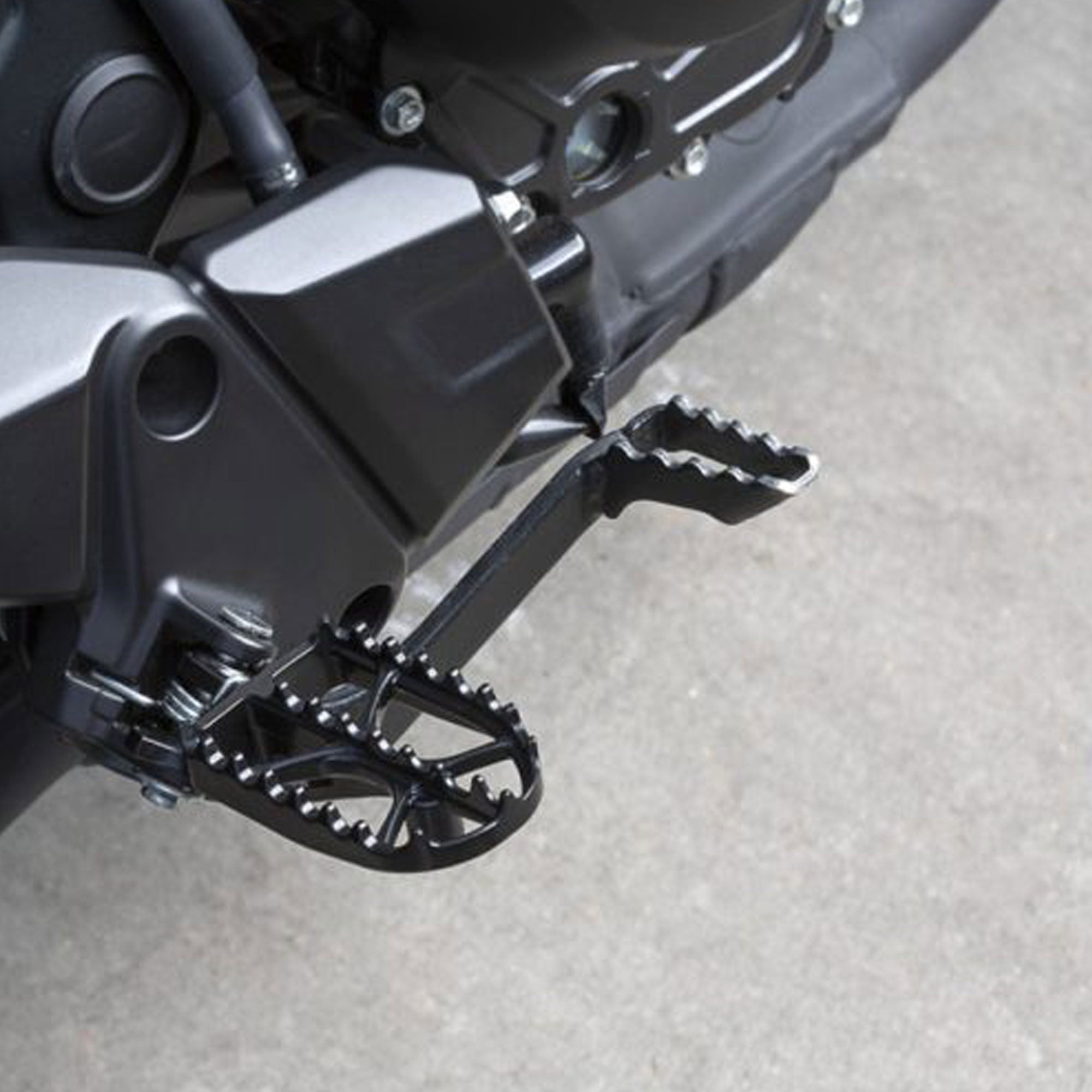 CL500 Rally Foot Pegs