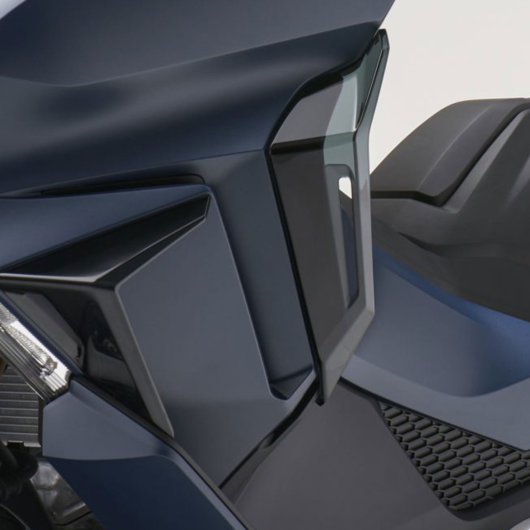 Forza 750 - Upper Deflectors