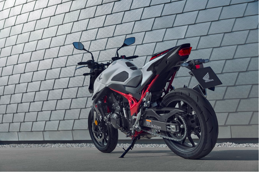 Band 2 Motorcycle Service Plan | Honda Of Bournemouth